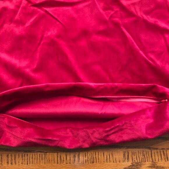 Nestl Solid Microfiber Soft Velvet Throw Pillow Cover-Set of 4-16 x 16 hot pink - Picture 3 of 5